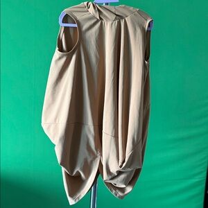 Gracia Tan Elegant Cape